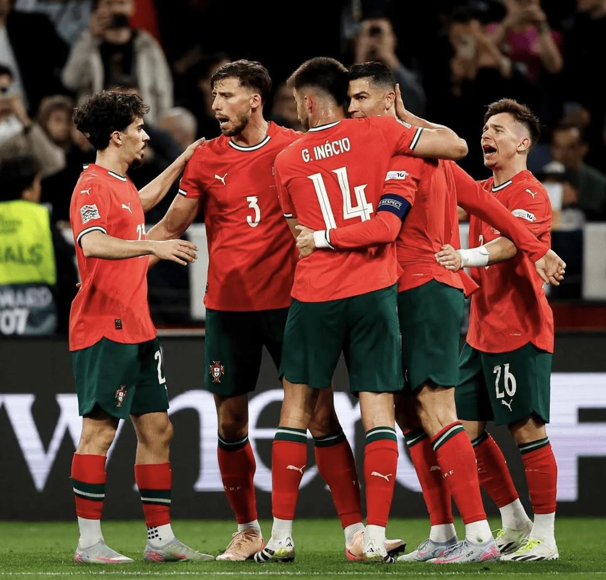 九游娱乐网站 -葡萄牙体育训练开放日；集结日官宣签约引欢呼；NBA总决赛在即；控场能力受关注的简单介绍