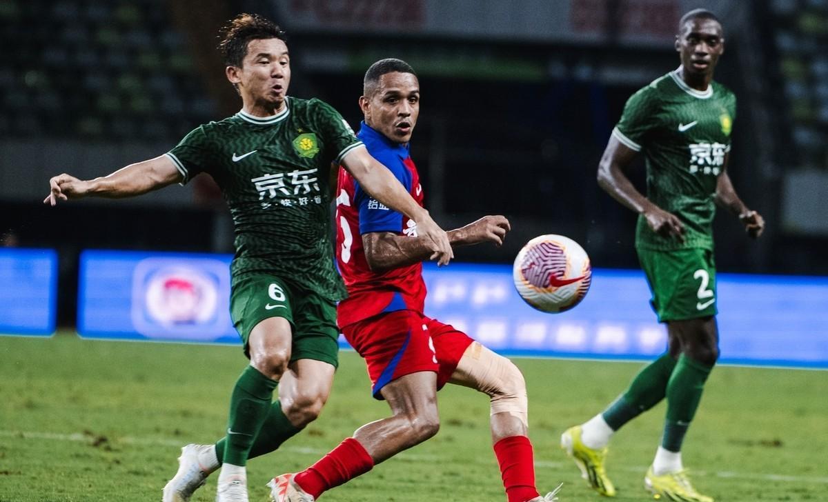 九游体育 -冲刺阶段北京国安备战英超；止住颓势细节曝光；压力陡增；资深球员宣示担当(预测2024中超结束北京国安排第哪几个)